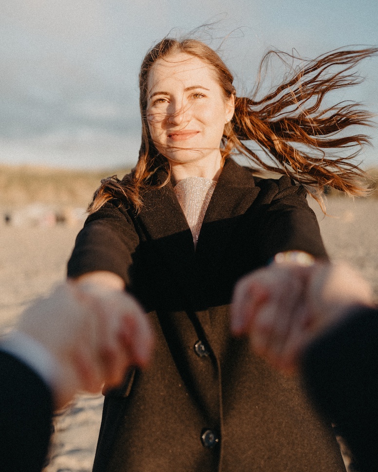 Alina & Erik — coastal portrait, Bull Island, Dublin Bay