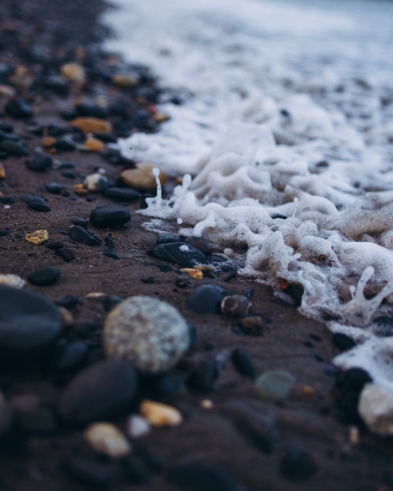Jolene & Stephen — pebbled shore portrait, Killiney Beach, Co. Dublin