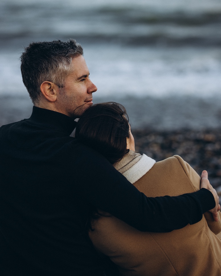 Jolene & Stephen — pebble beach portrait, Killiney Beach, Co. Dublin