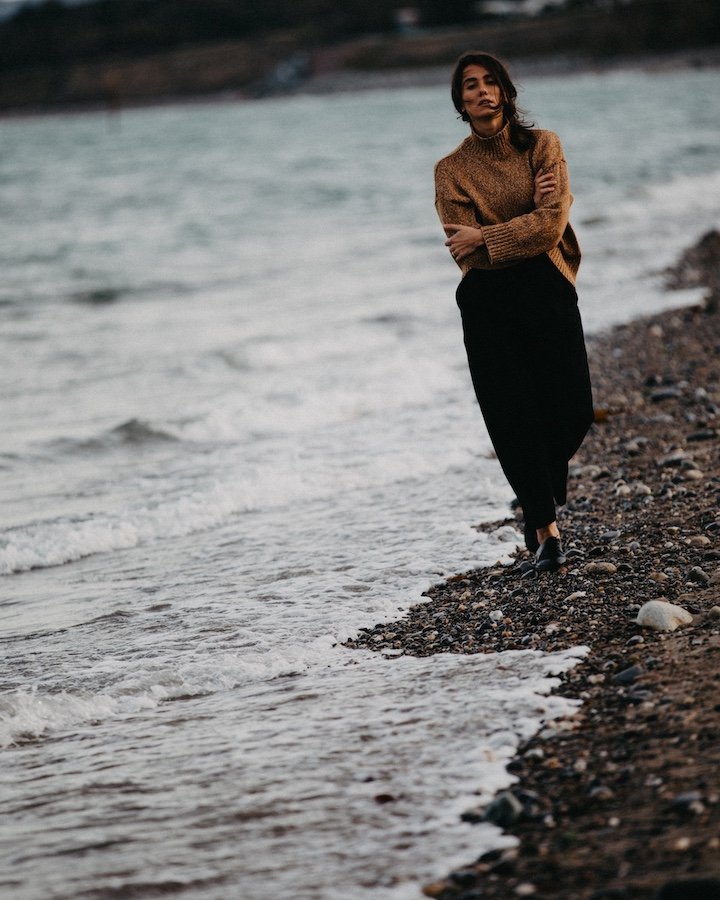 Miki at Killiney Beach, Dublin Bay — natural light portrait, wild shore