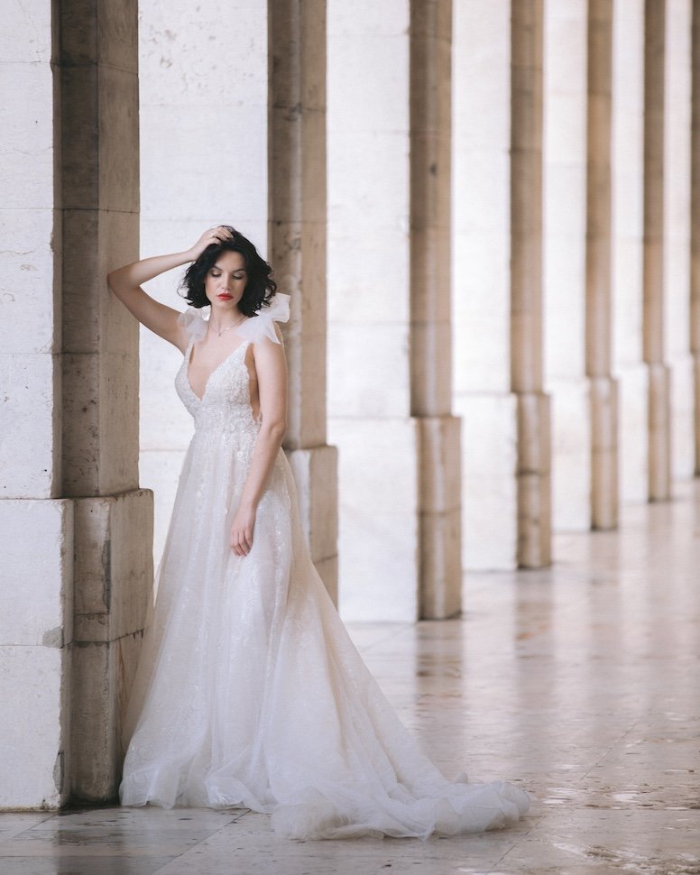 Oksana and Alex — destination wedding in Lisbon, Portugal, candid moment