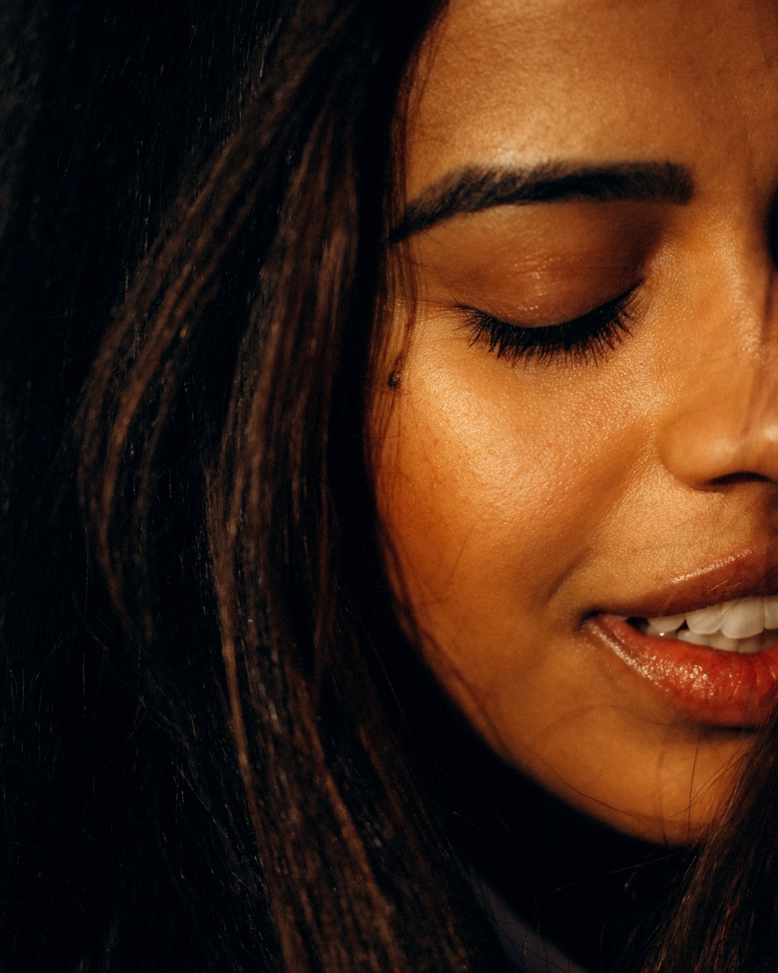 Perla — natural light portrait, Bull Island