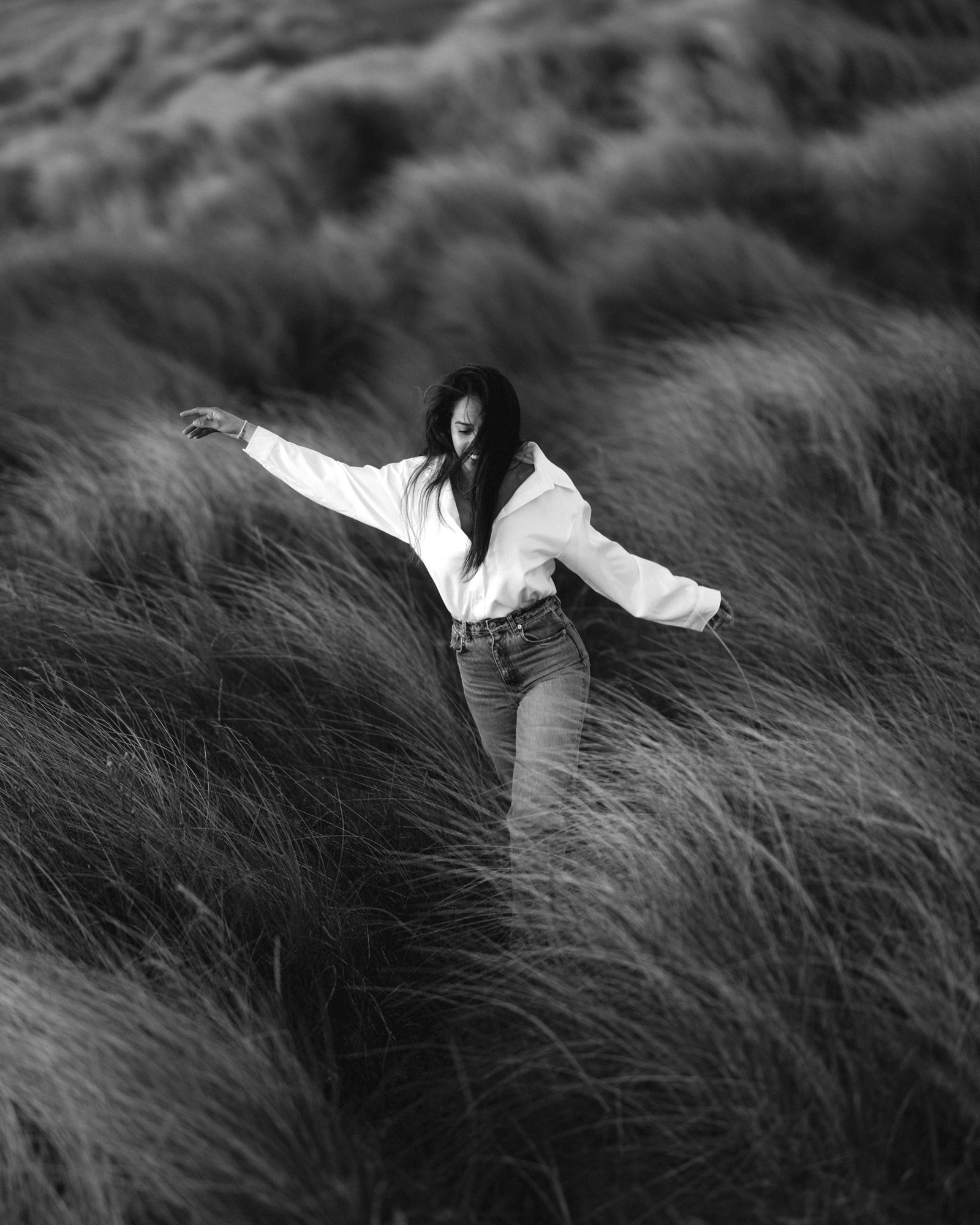 Perla — natural light portrait, Bull Island, Dublin