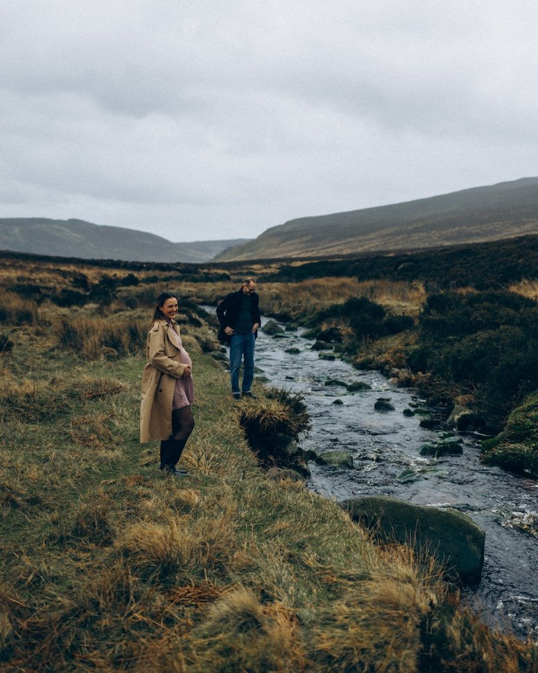Zoya & Alex — heather moorland maternity, Wicklow Mountains