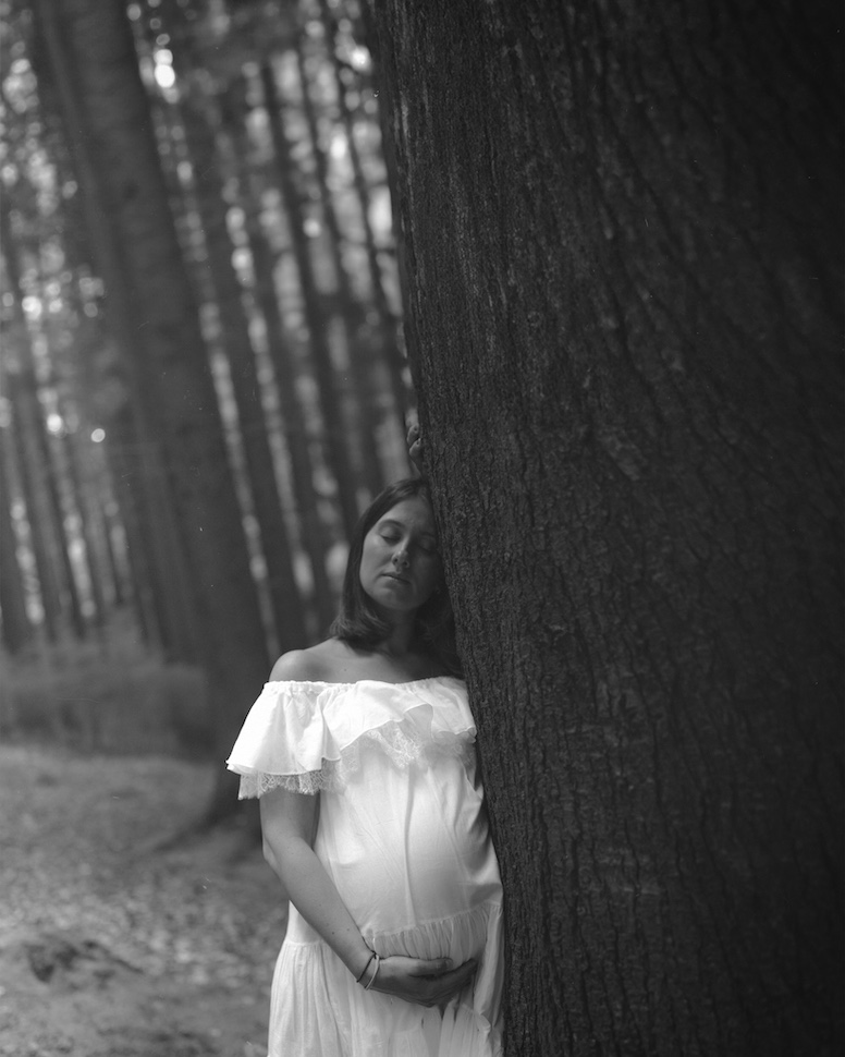 Maternity portrait — soft natural light